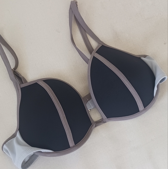 VICTORIA SECRET Uplift Black and Gray Figure Enhancing Bathing Suit Top Bikini - Picture 2 of 6